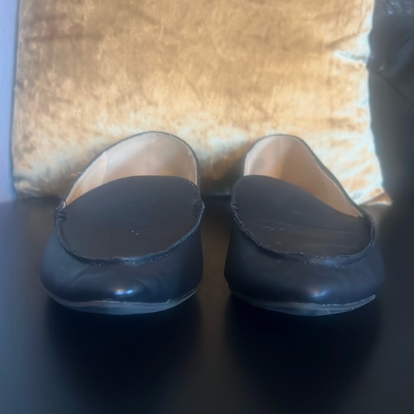 Preowned Express black loafers with gold accent on heels. Size 10. - Picture 1 of 5